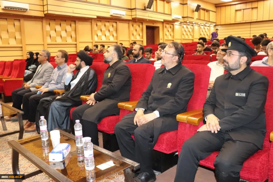 مراسم استقبال از پرچم متبرک گنبد مطهر امام رضا (ع) در آموزشکده امام علی (ع) یزد برگزار شد. 6